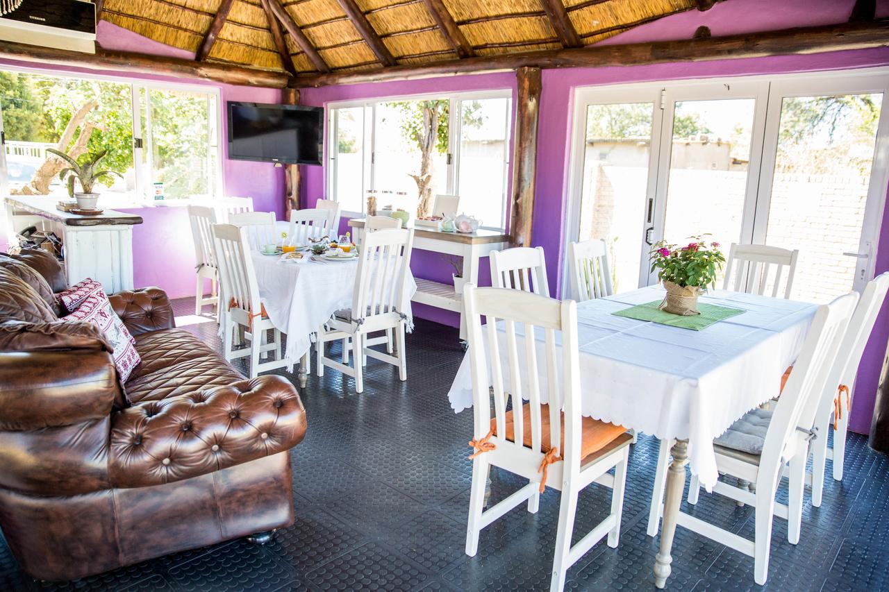 Phokeng 치베리 비앤비 B&B 외부 사진